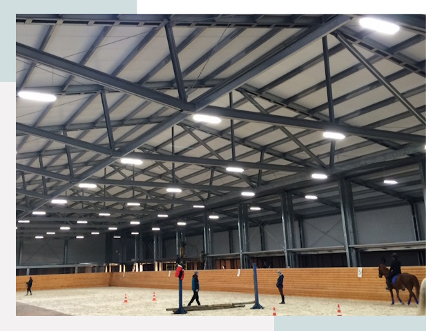 Строительство конных манежей от 608 руб в Беслан